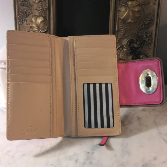 Kate Spade Pink Wallet - Picture 7 of 10